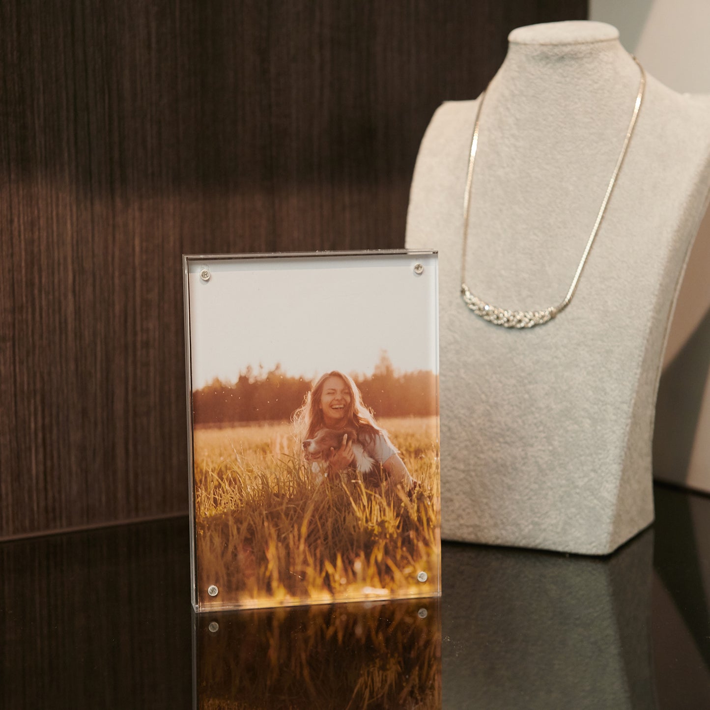 5x7 2 Pack Acrylic Picture Frame, Clear Double-sided Magnetic Photo Frame, Thick Frameless Stand, Bedroom, Desktop, Clear Acrylic Frame
